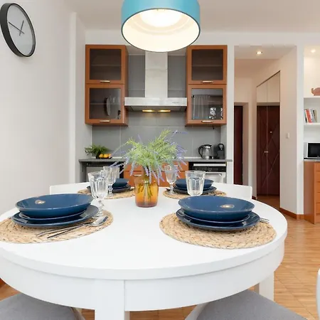Old Town Spacious Piwna By Renters * Warschau