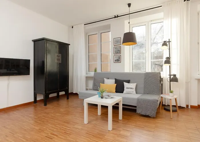 Old Town Spacious Piwna By Renters Apartment Warsaw