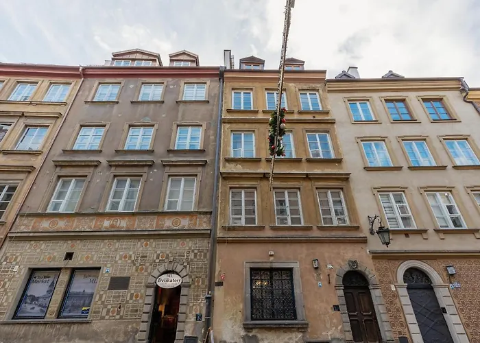 Apartment Old Town Spacious Piwna By Renters