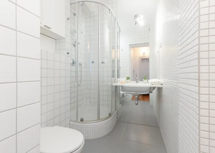 Old Town Spacious Piwna By Renters * Warsaw