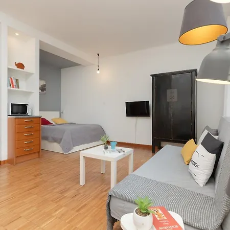 Old Town Spacious Piwna By Renters *